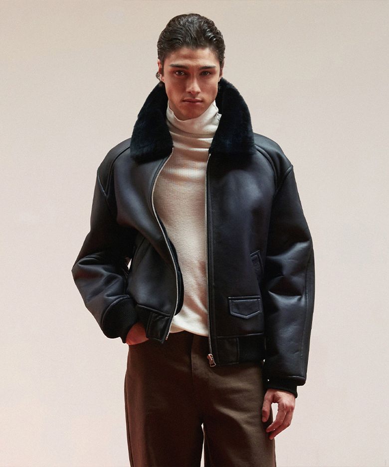 Minimal Shearling Bomber Jumper_Deep Navy