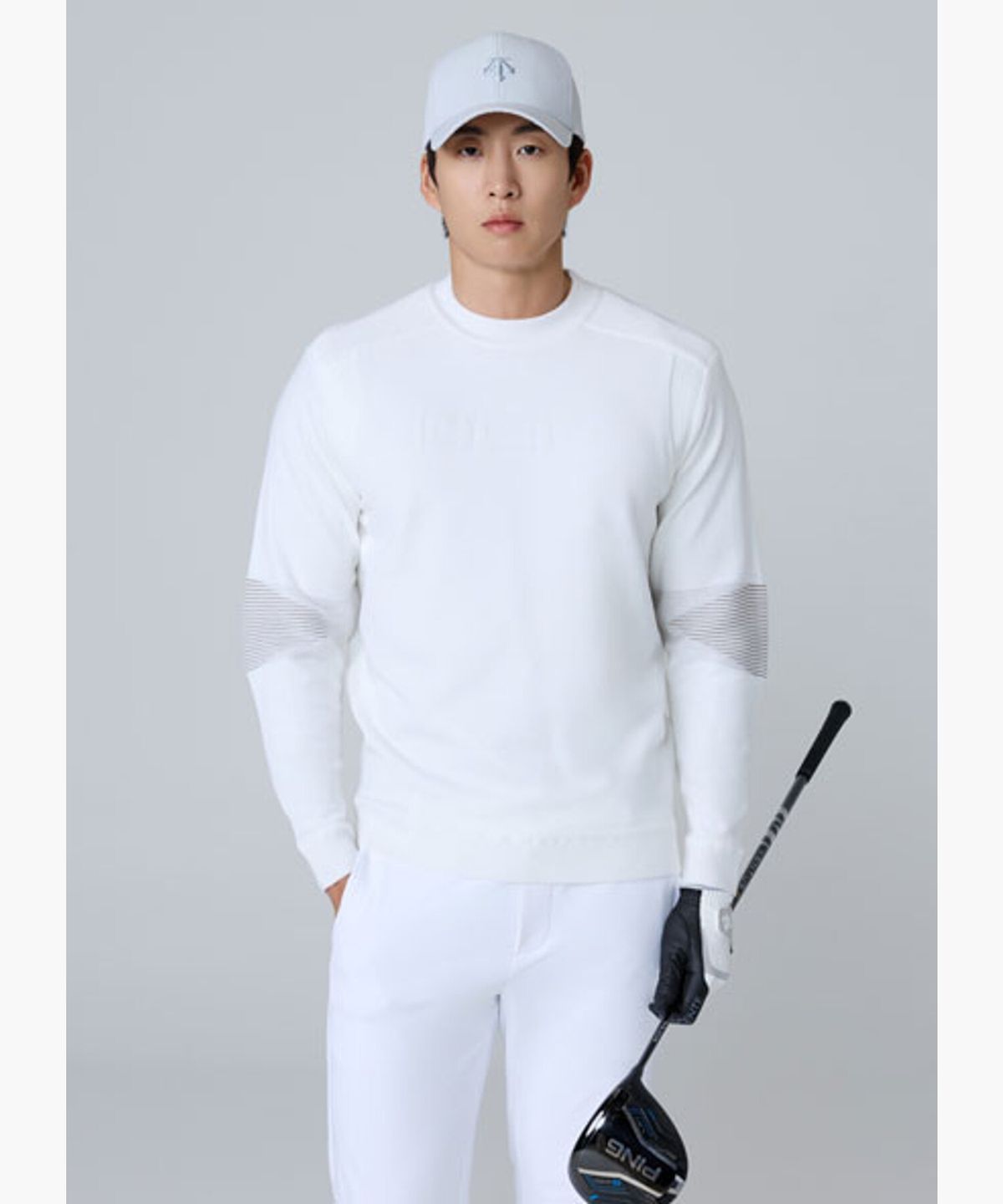 데상트 골프(DESCENTE GOLF) 남성 투톤 하이넥 방풍 스웨터  DQ42MFKPOB
