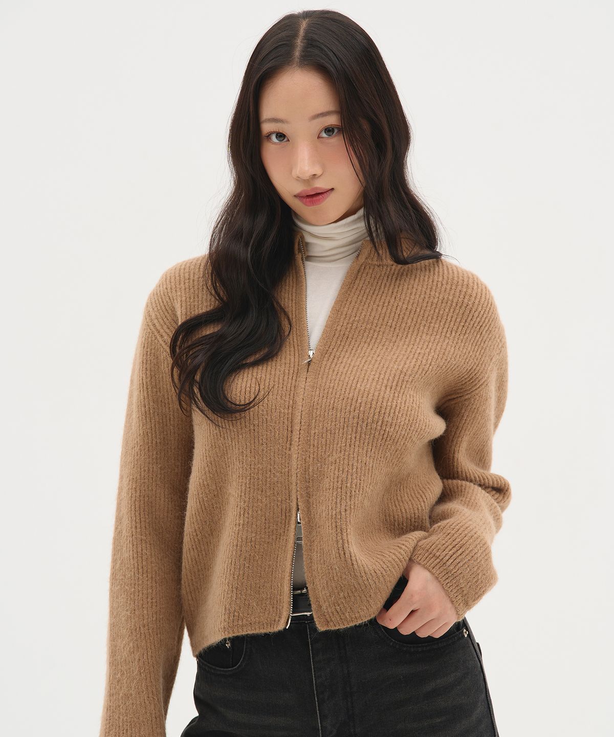 블론드나인(BLOND9) 베이직 투웨이 니트집업 가디건_베이지