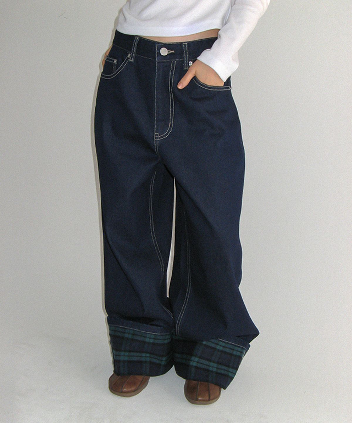 론론(RONRON) PATCH ROLL UP DENIM PANTS GREEN CHECK