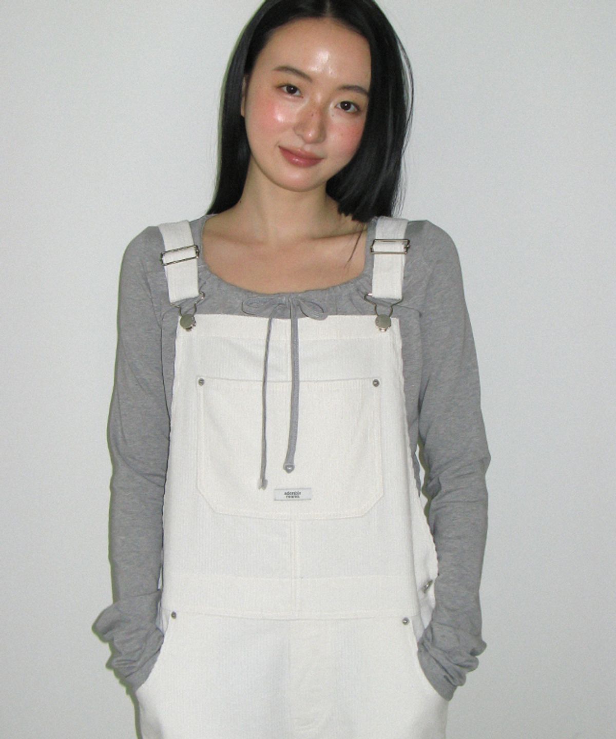론론(RONRON) BACK HEART POCKET CORDUROY OVERALLS WHITE
