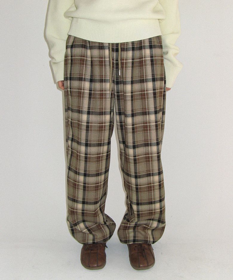BACK HEART POCKET CHECK PANTS BEIGE