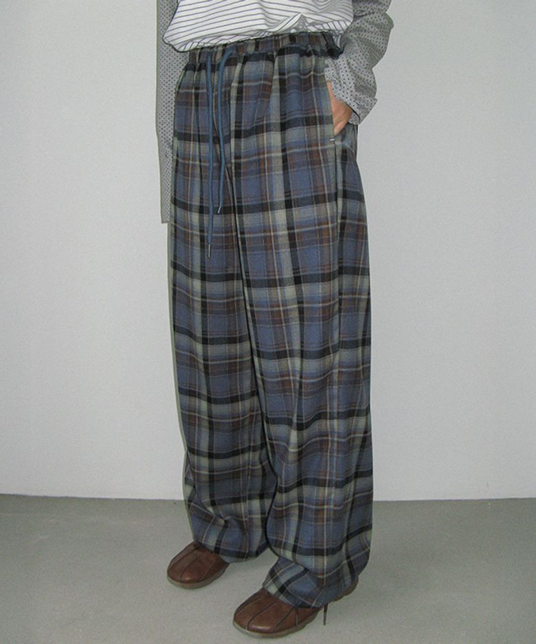 [유소정 pick] BACK HEART POCKET CHECK PANTS BLUE
