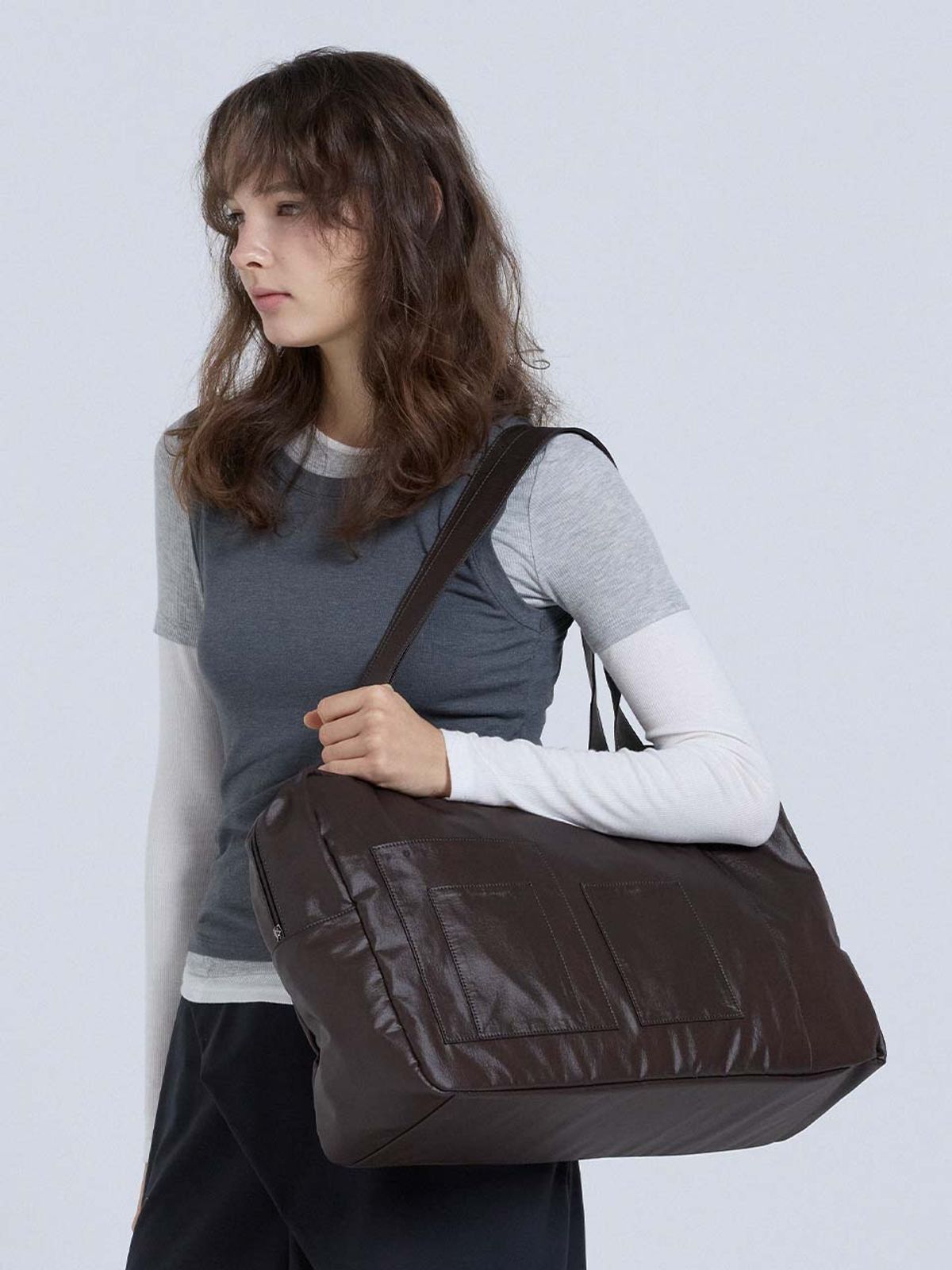 아코크(ACOC) Glossy Grid Duffle L Bag_Brown