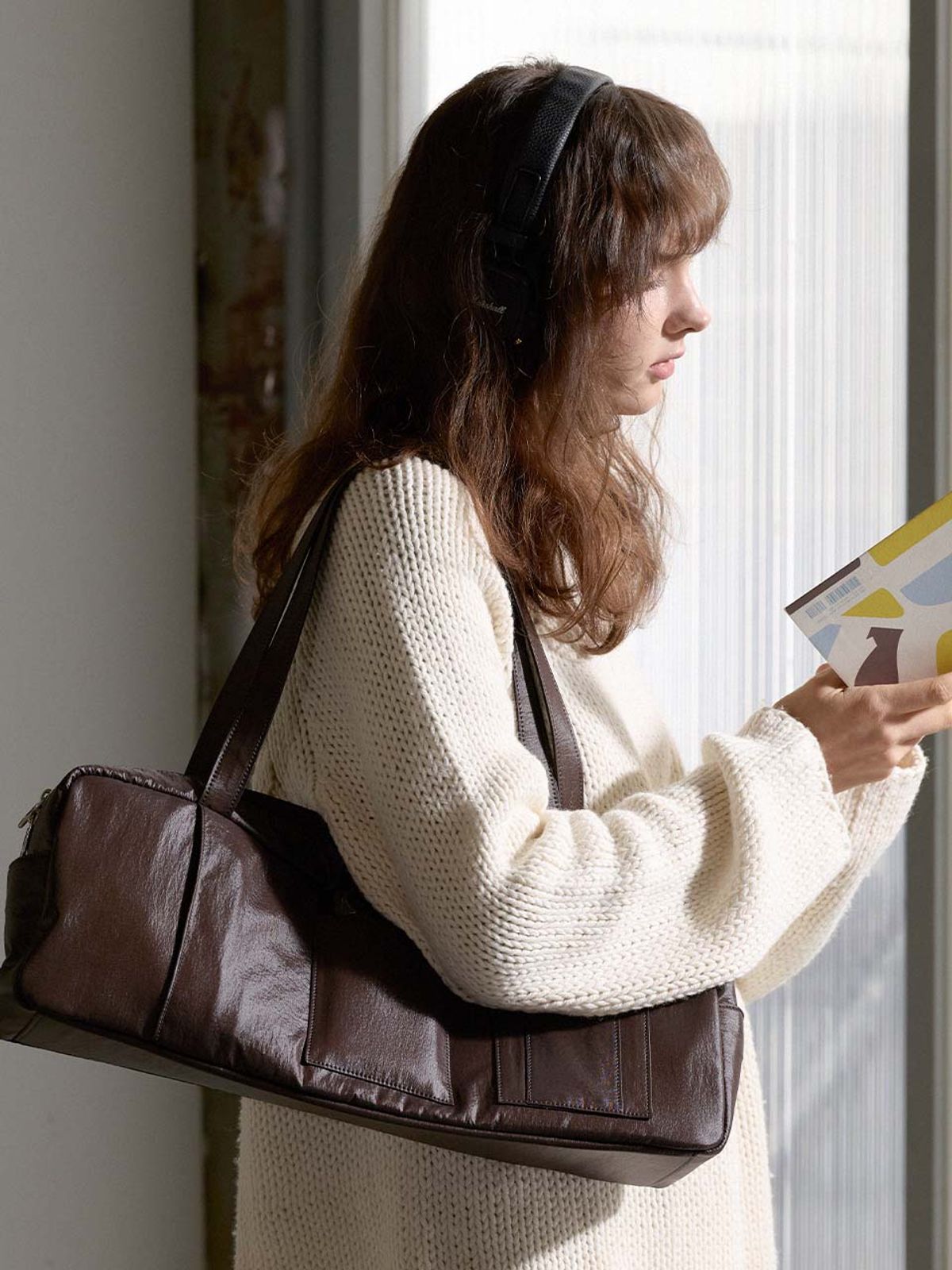아코크(ACOC) Glossy Grid Duffle S Bag_Brown