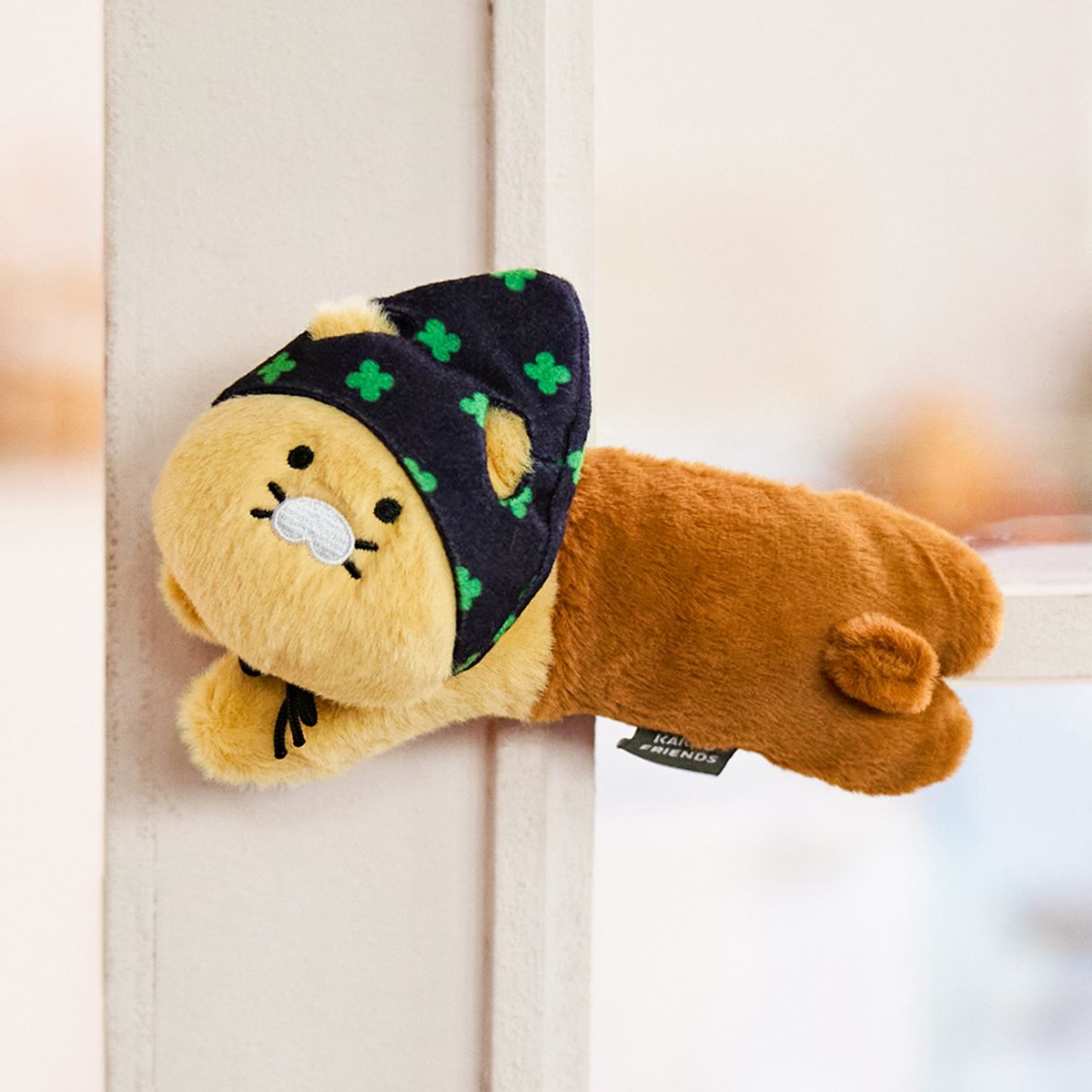 카카오프렌즈(KAKAO FRIENDS) 클로버 두건 문고리 커버 인형_춘식이