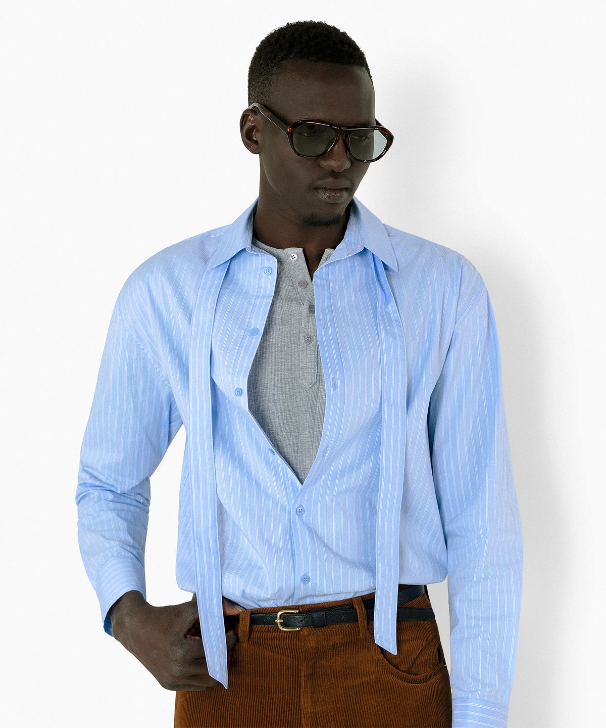 레뷰라(REVURA) BRILLER PIN STRIPE SHIRTS - SKYBLUE