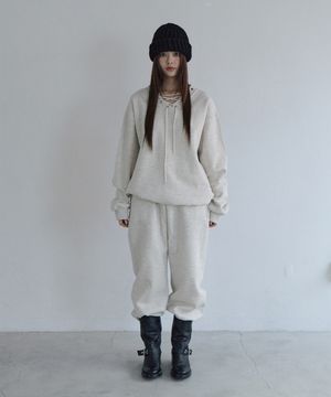 아일렛 브이넥 스웻 셔츠 오트밀