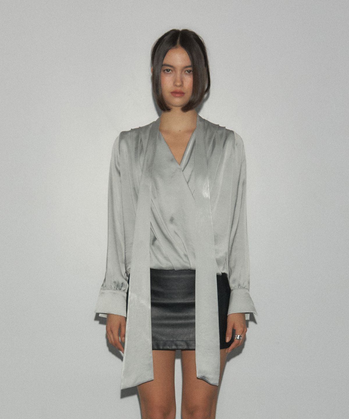 로뉴(RONEW) ELIN TIE BLOUSE (MINT)