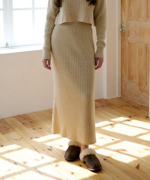 코지 맥시 니트스커트-베이지