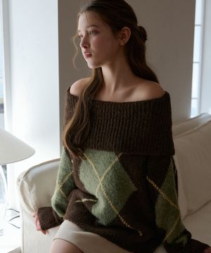 아가일 오프숄더 울 풀오버-브라운