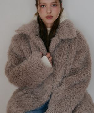 컬리 이너플리스 퍼 자켓-코코아