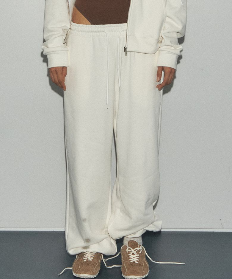 NOW OR NEVER JOGGER PANTS (IVORY)