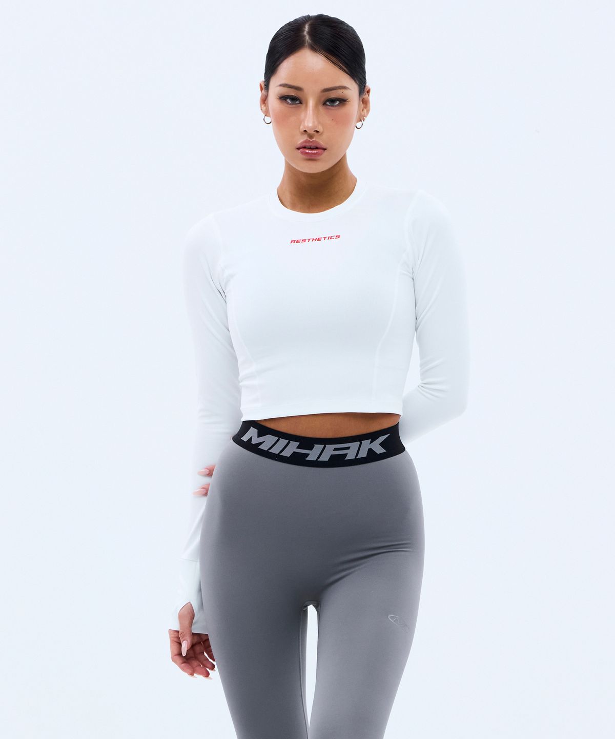 미학(MIHAK) 에스테틱 크롭 롱 슬리브 (WHITE)