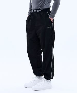 시그니처 밴드 나일론 조거 팬츠 (BLACK)