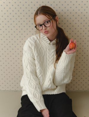 Alpaca twist cable knit sweater - ivory