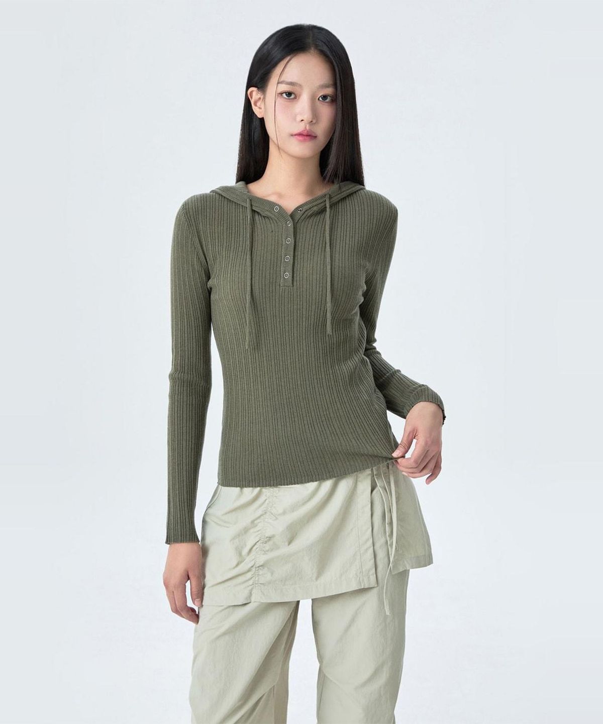미쏘(MIXXO) 스냅단추 후드 니트_MIWKAG924T
