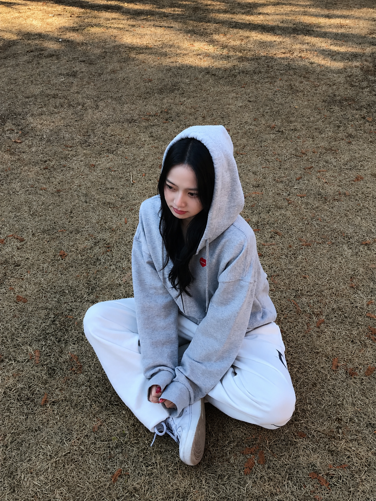 러브미오피셜(LOVEMIIOFFICIAL) 러브 패치 투웨이(2-way) 후드 집업