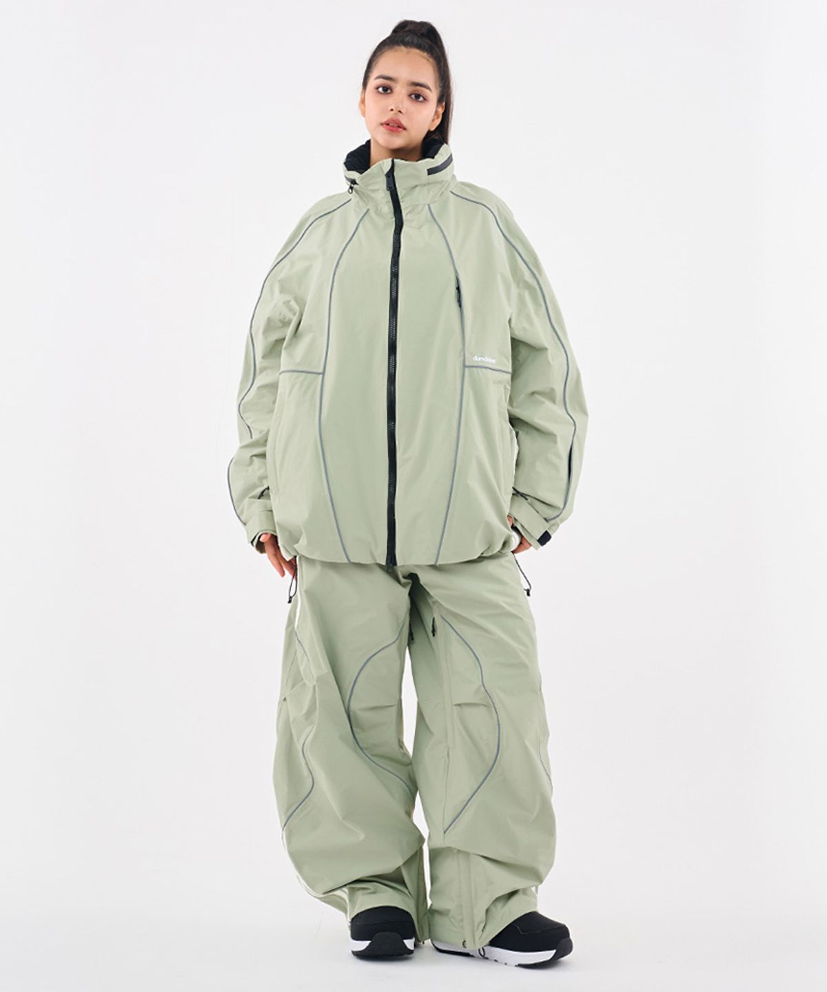돌아우터웨어(DOLL OUTERWEAR) [DOLL X DUMDIDUM] 2526 랠리 자켓&팬츠 세트 L.KHAKI 남녀공용