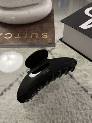 블랙스완 헤어 클립