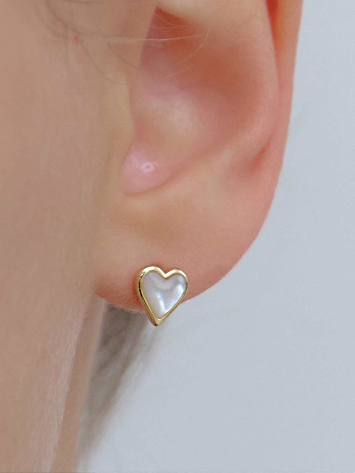 오블라(OVLA) (SILVER 925) mother of pearl heart earring JE065