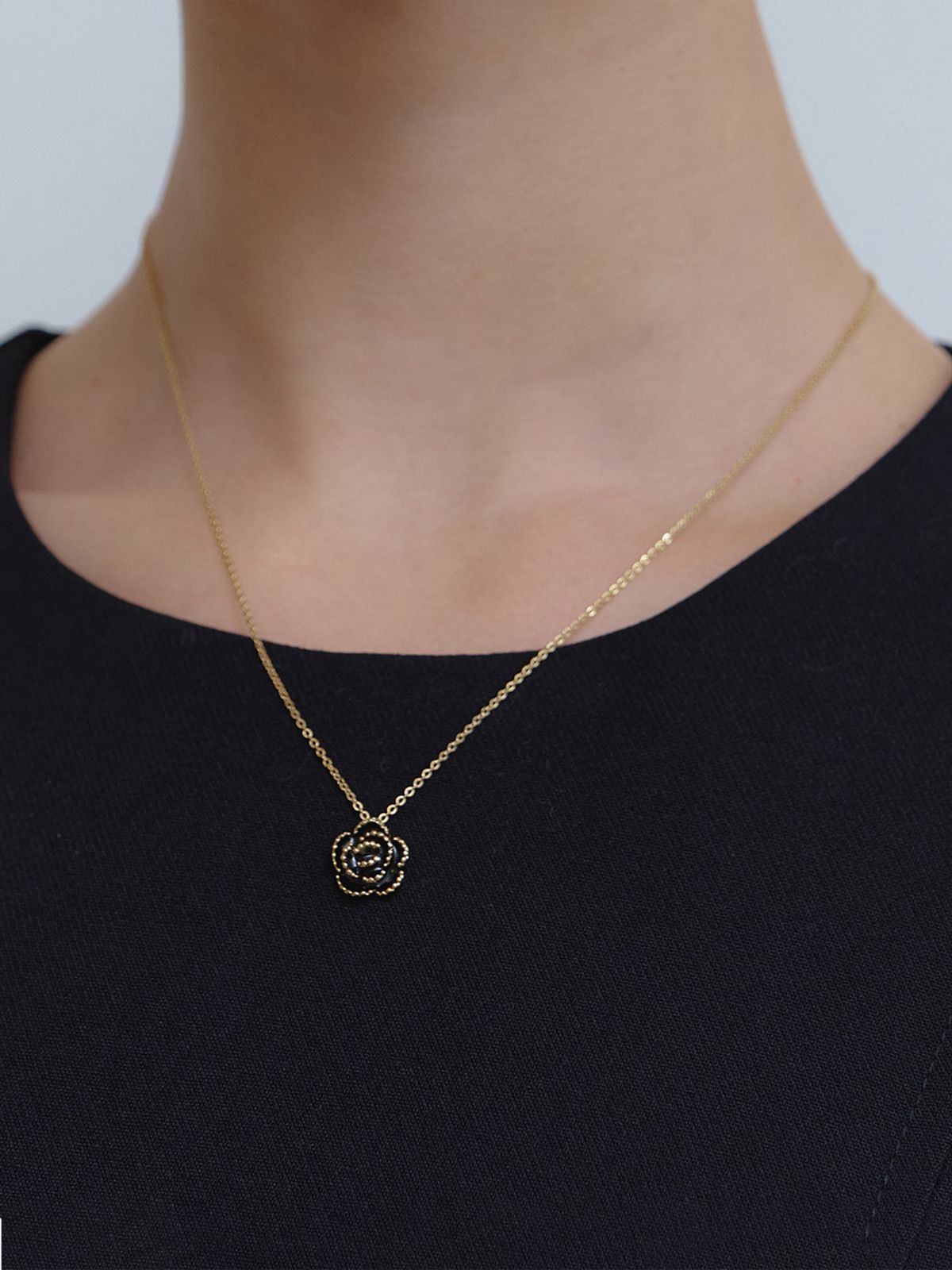 오블라(OVLA) epoxy flower necklace_3color JN045