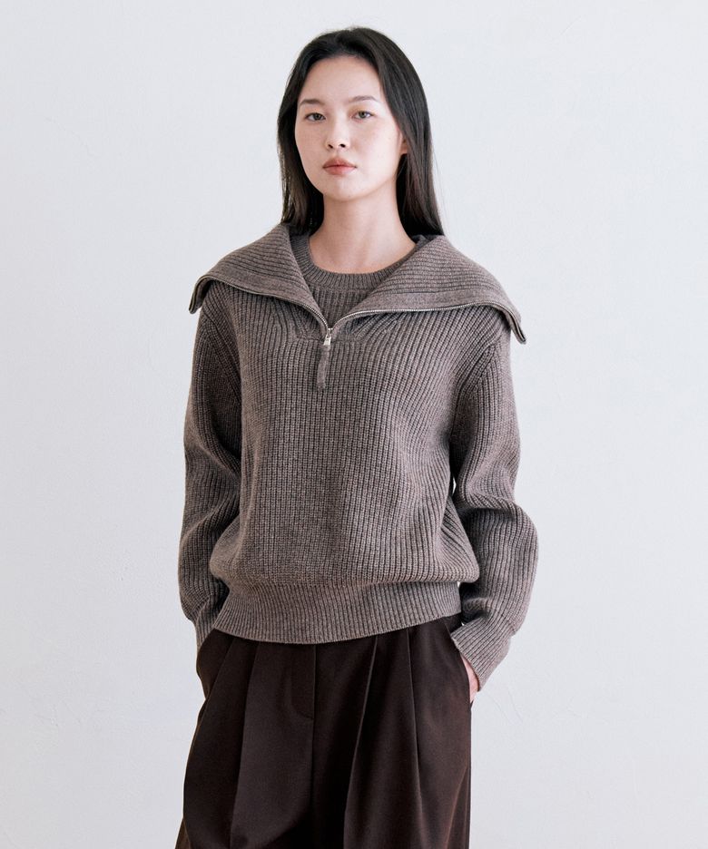 HALF JOIN ZIP-UP KNIT - BROWN