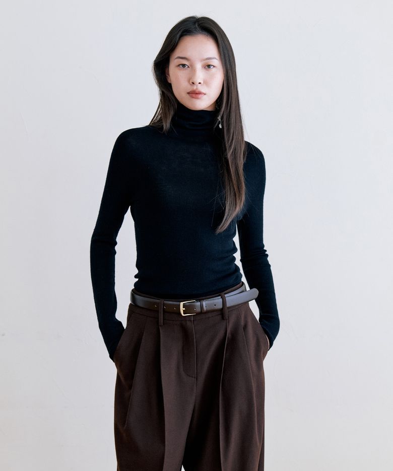 PREMIUM WOOL100 TURTLE NECK KNIT - BLACK