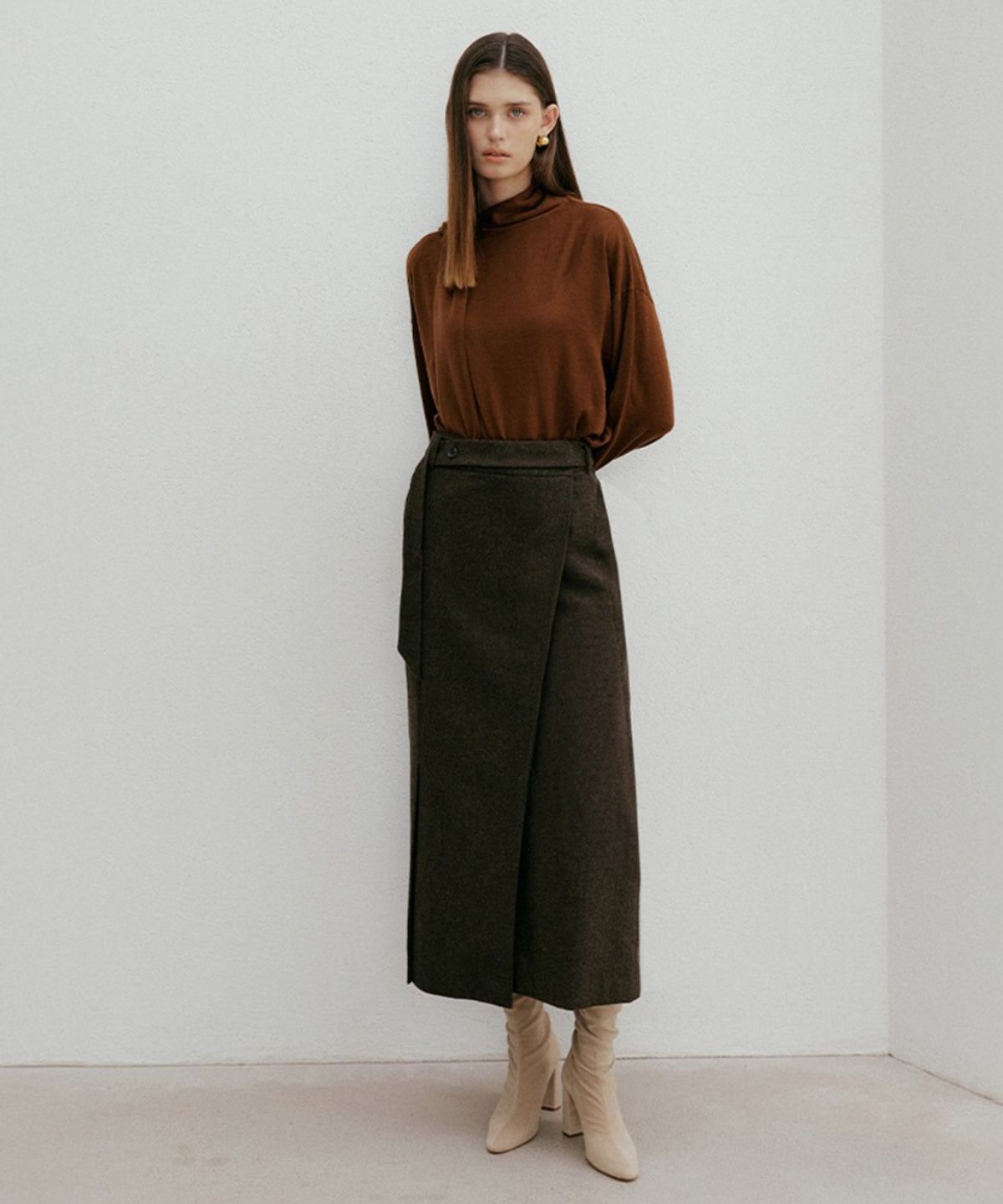 바니스뉴욕(BARNEYS NEWYORK) FW 아미 울블랜디드 랩스커트 브라운