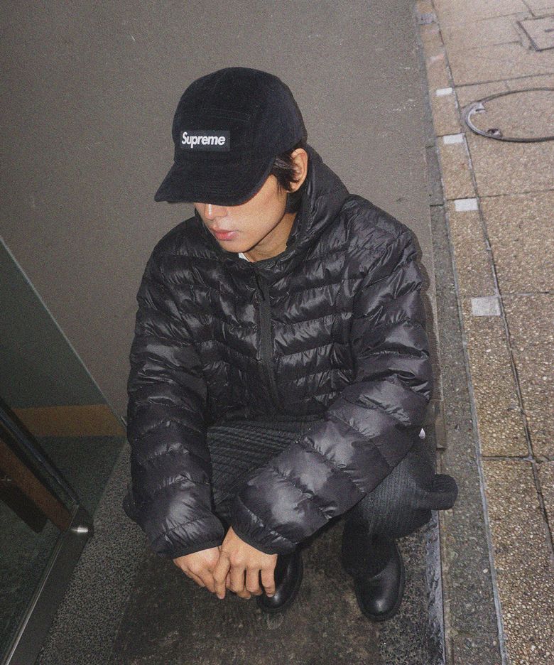 미니멀 경량 후디드 패딩 자켓 _Glossy Black