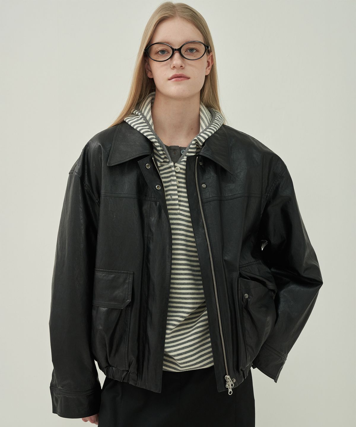 모트(MOTT) 클래식 포켓 레더 퀄팅점퍼 - Black