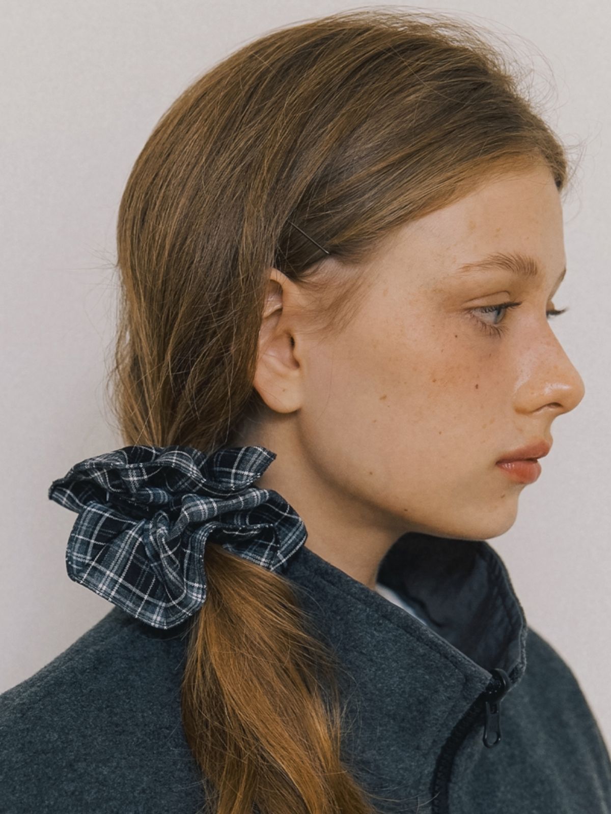 카인더베이비(KINDABABY) vintage check plaid scrunch - black