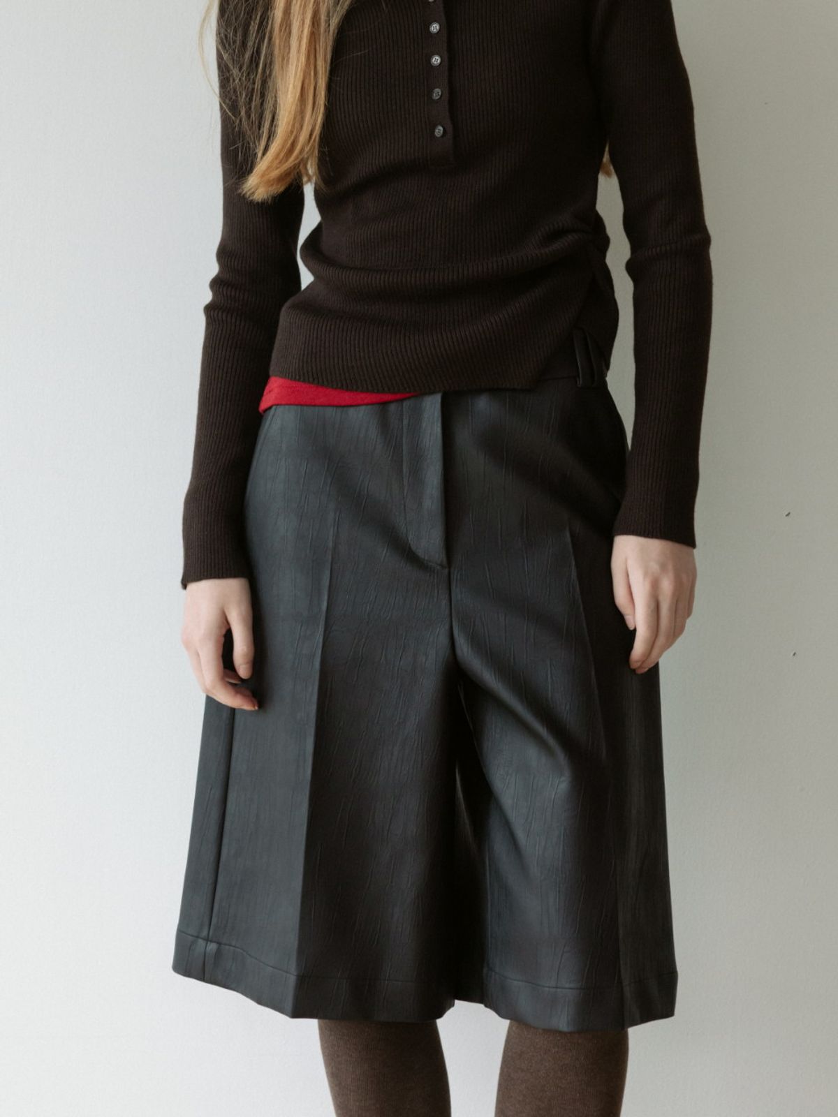 루에브르(LOEUVRE) Faux Leather Vermuda Pants SL5WL454-10