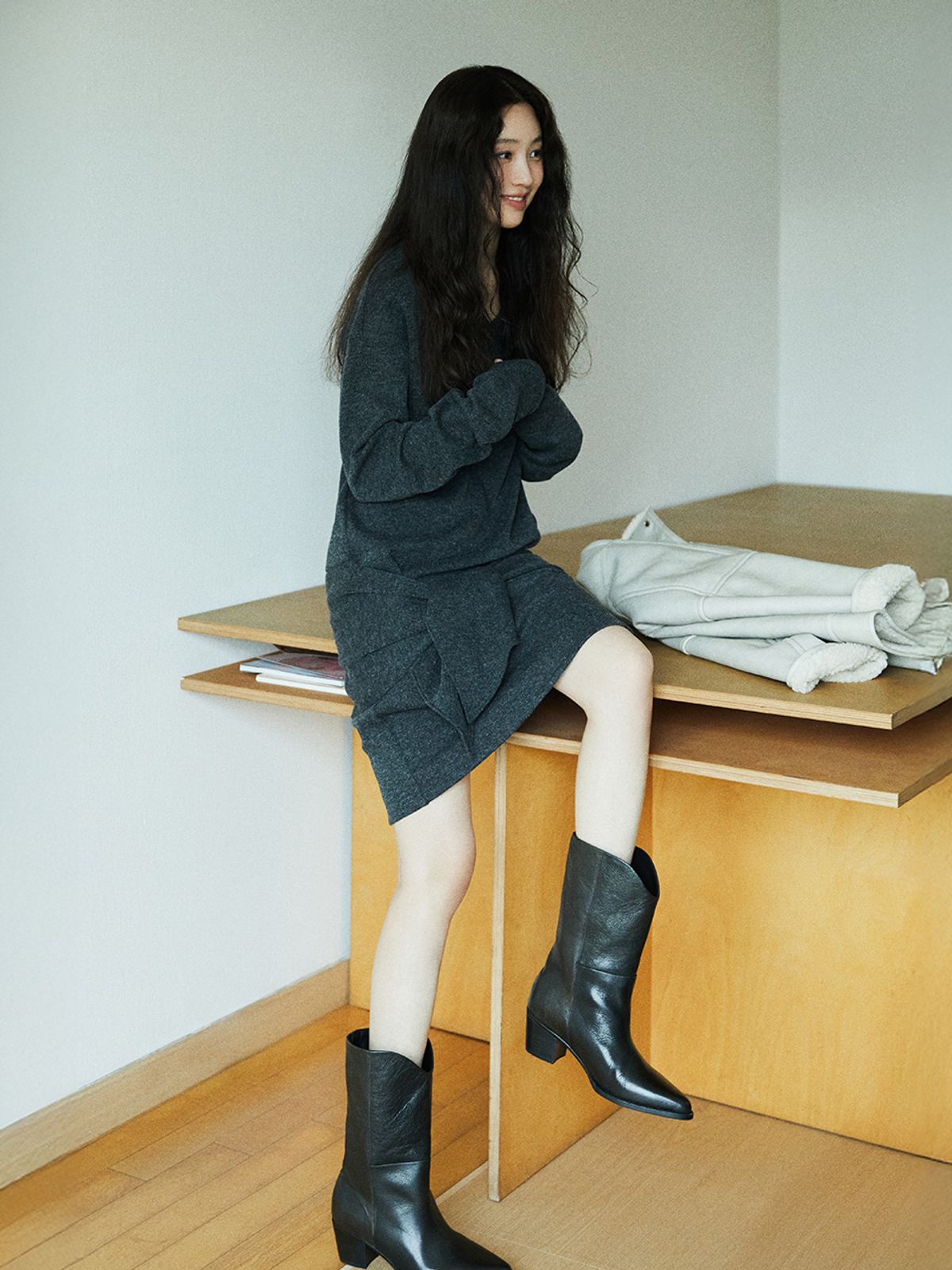 루에브르(LOEUVRE) Wool Tie Jersey Dress SW5WO435-9E