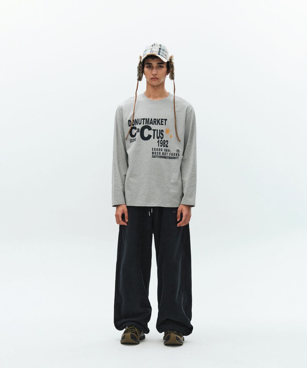 캑터스도넛마켓(CACTUSDONUTMARKET) Lettering Long Sleeve T-shirt-Melange gray