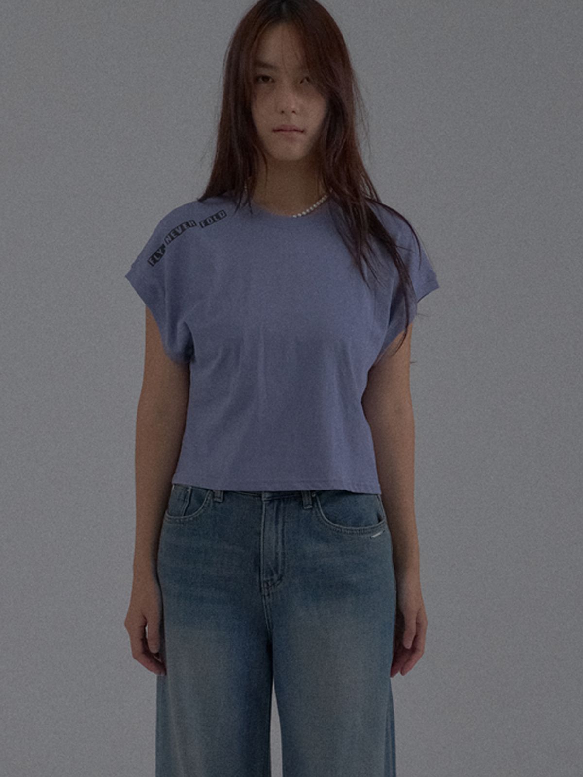 쏘리, 투 머치 러브(SORRY, TOO MUCH LOVE) Dropped Shoulder Lettering Crop T-Shirt_Purple