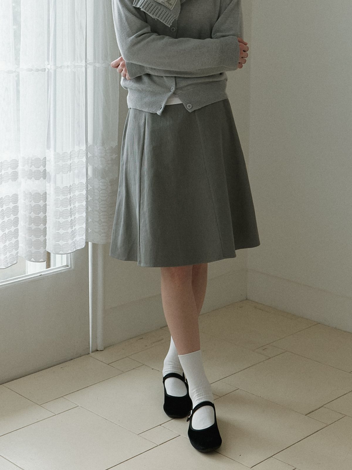 카인더베이비(KINDABABY) basic flare midi skirt - asy greige