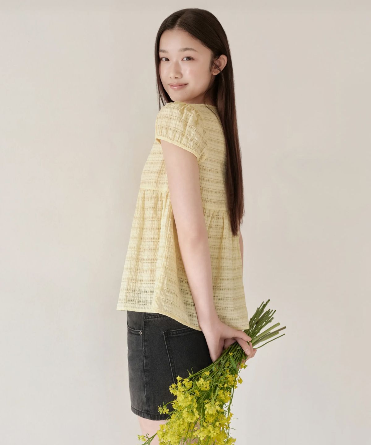 무신사 스탠다드 우먼(MUSINSA STANDARD WOMAN) 우먼즈 체크 텍스처드 베이비 돌 블라우스 [레몬]
