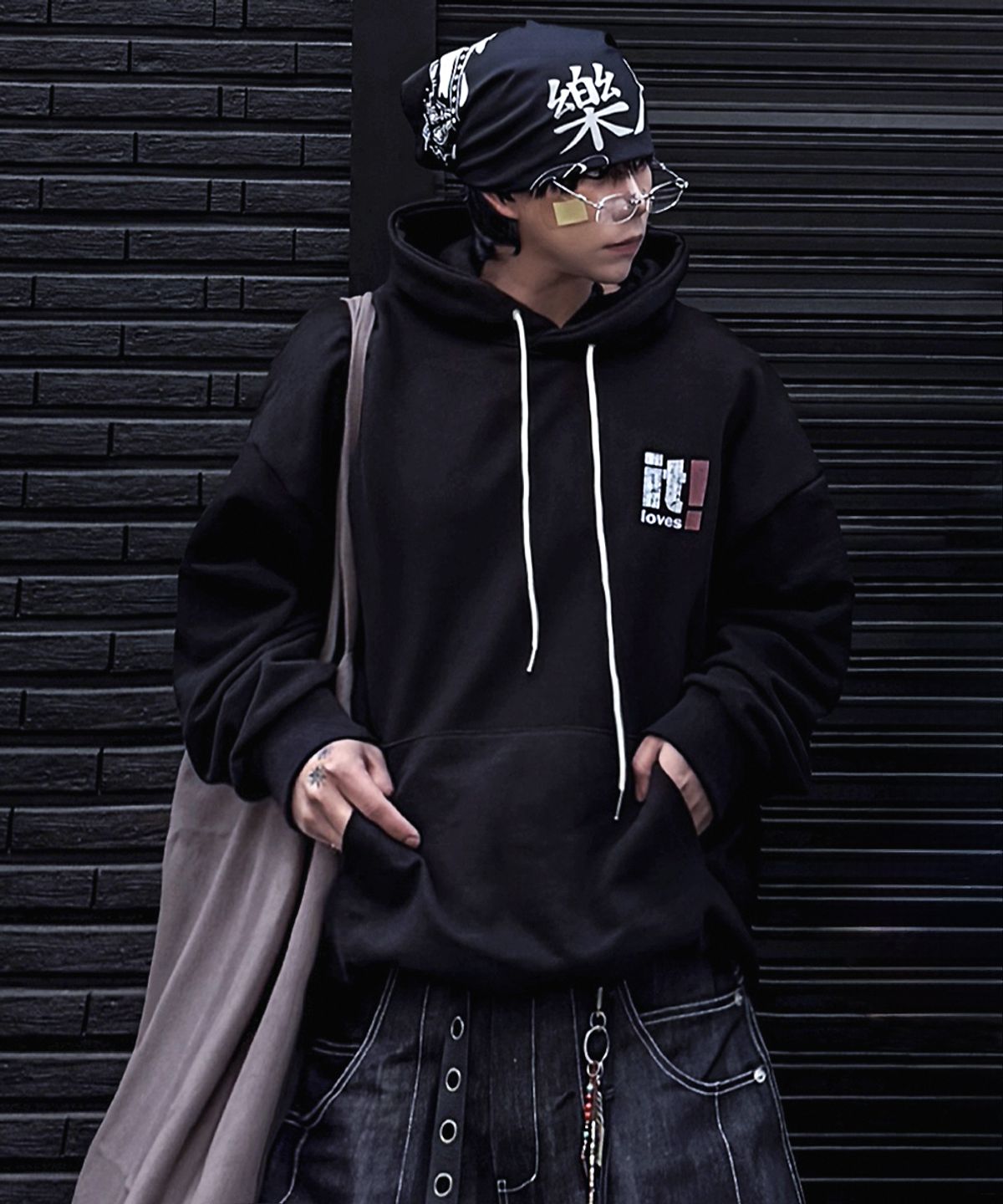 더마일(THEMILE) IT LOVES MILE  HOODIE [BLACK]