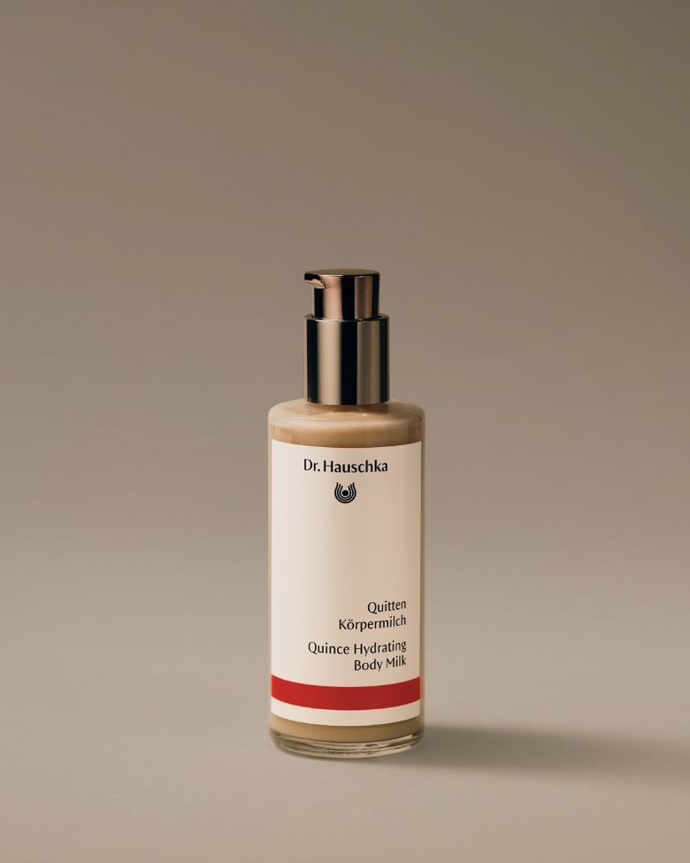 퀸즈 하이드레이팅 바디 밀크 145ml