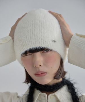 Fluffy Knit Beanie-ivory