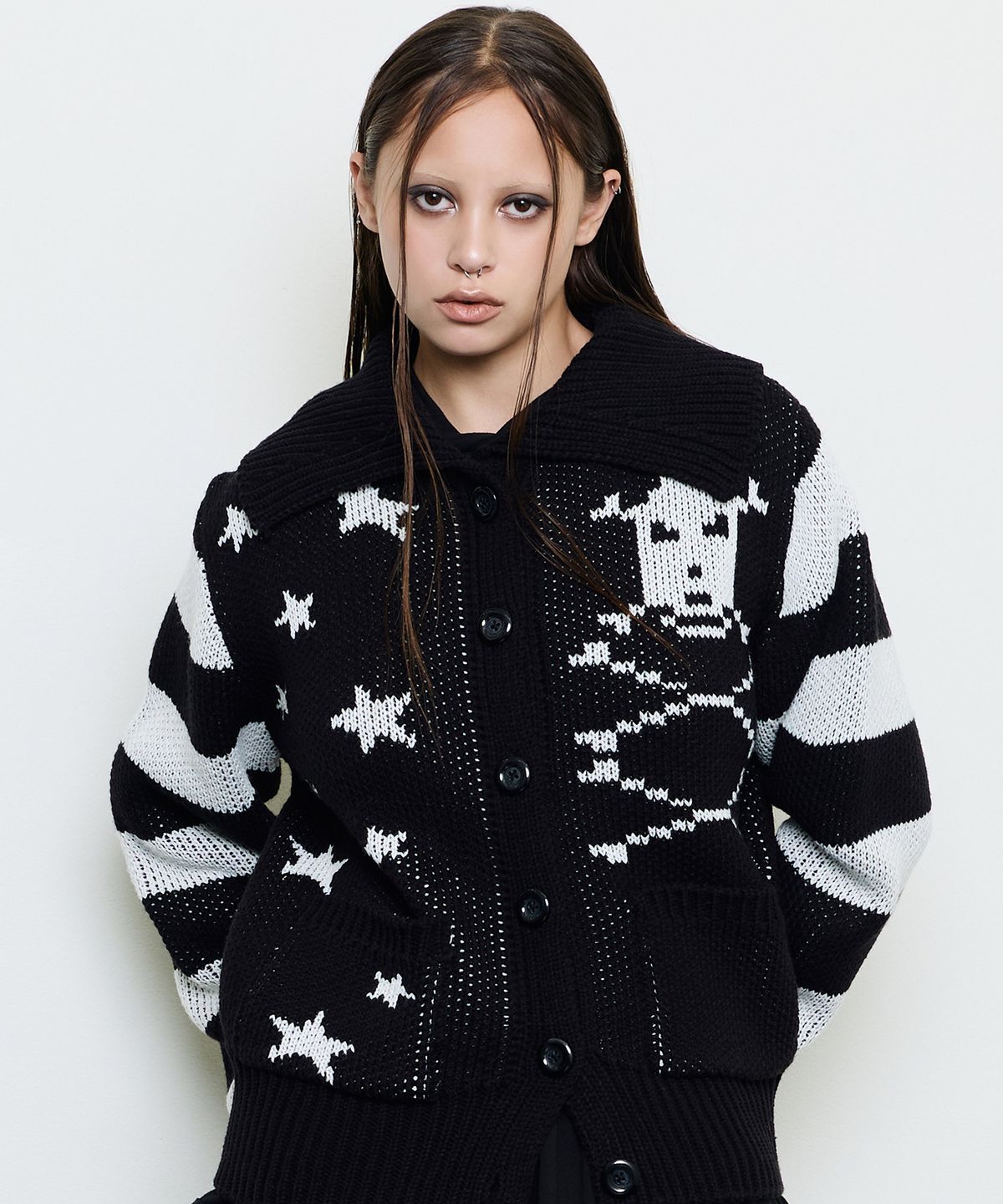 러브이즈트루(LUVISTRUE) EV SKELETON KNIT CARDIGAN(BLACK)
