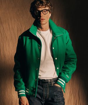 (U) 노스이스트 울 바시티 재킷 켈리 화이트 NORTHEAST WOOL VARSITY JACKET KELLY WHITE