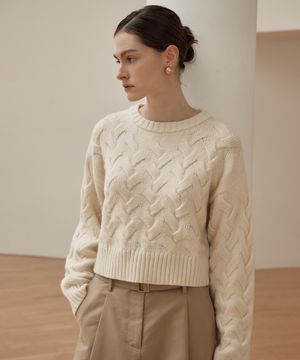 [2컬러] 르제로 래티스 트위스트 스웨터