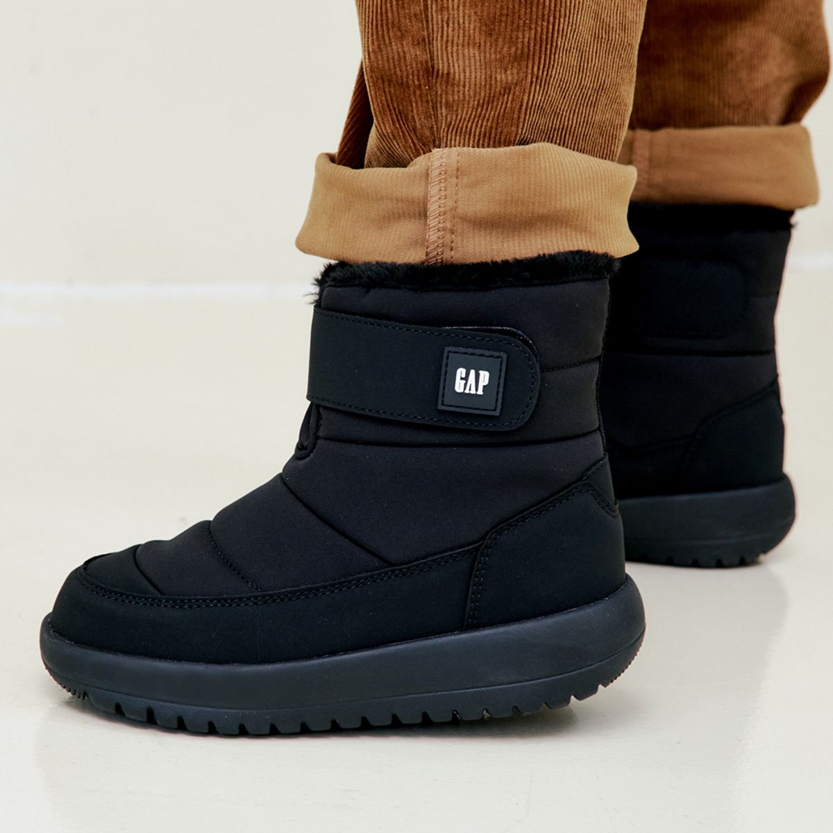 갭 키즈(GAP KIDS) 이즈 패딩 방한부츠 블랙