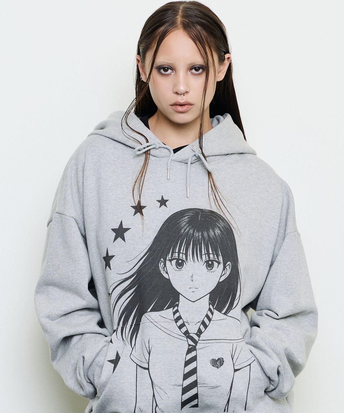 러브이즈트루(LUVISTRUE) EV STAR GRAPHIC HOODIE(GRAY)