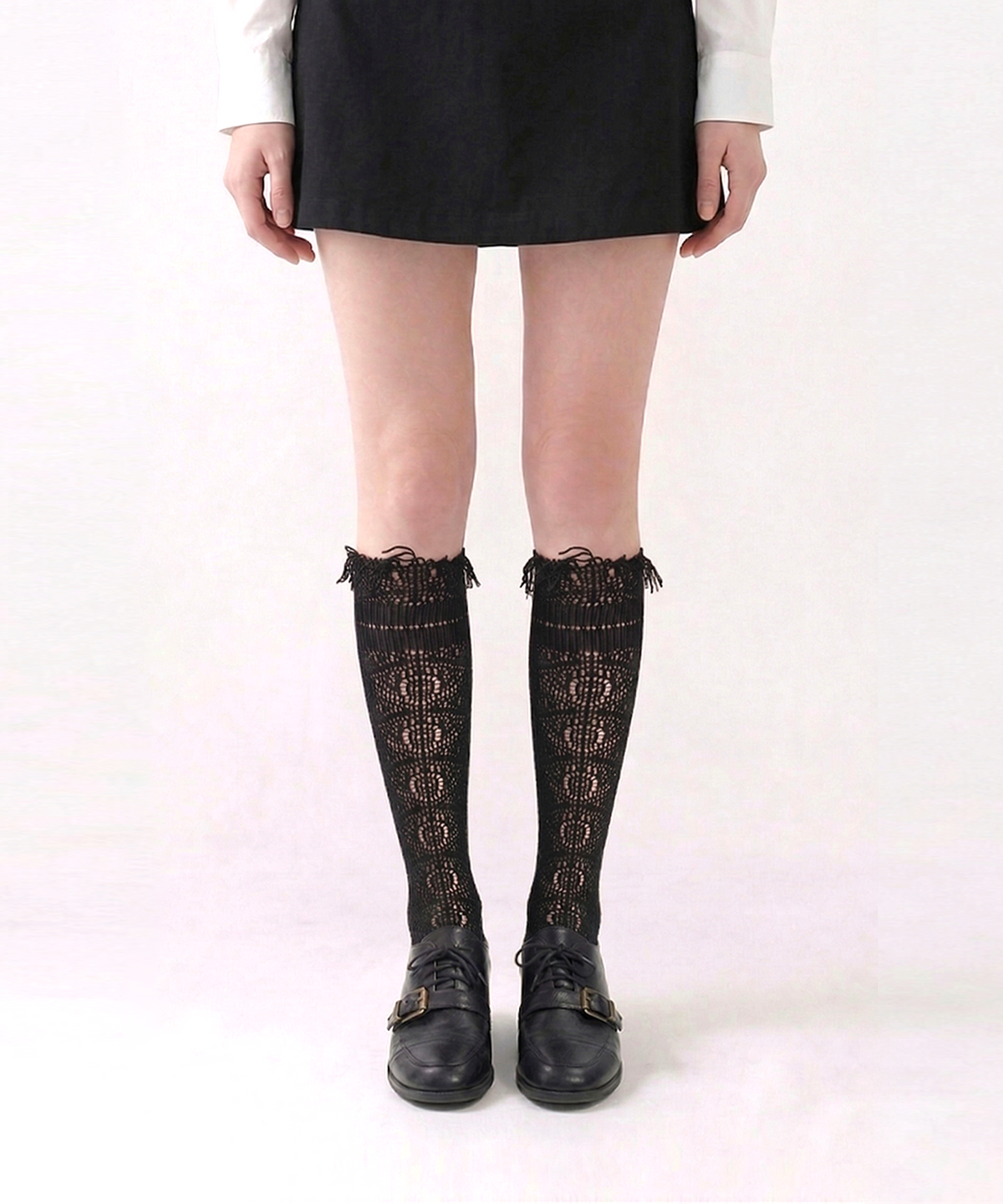 로맨틱타이거(ROMANTIC TIGER) Deco Tessel Knee Stockings (Black)