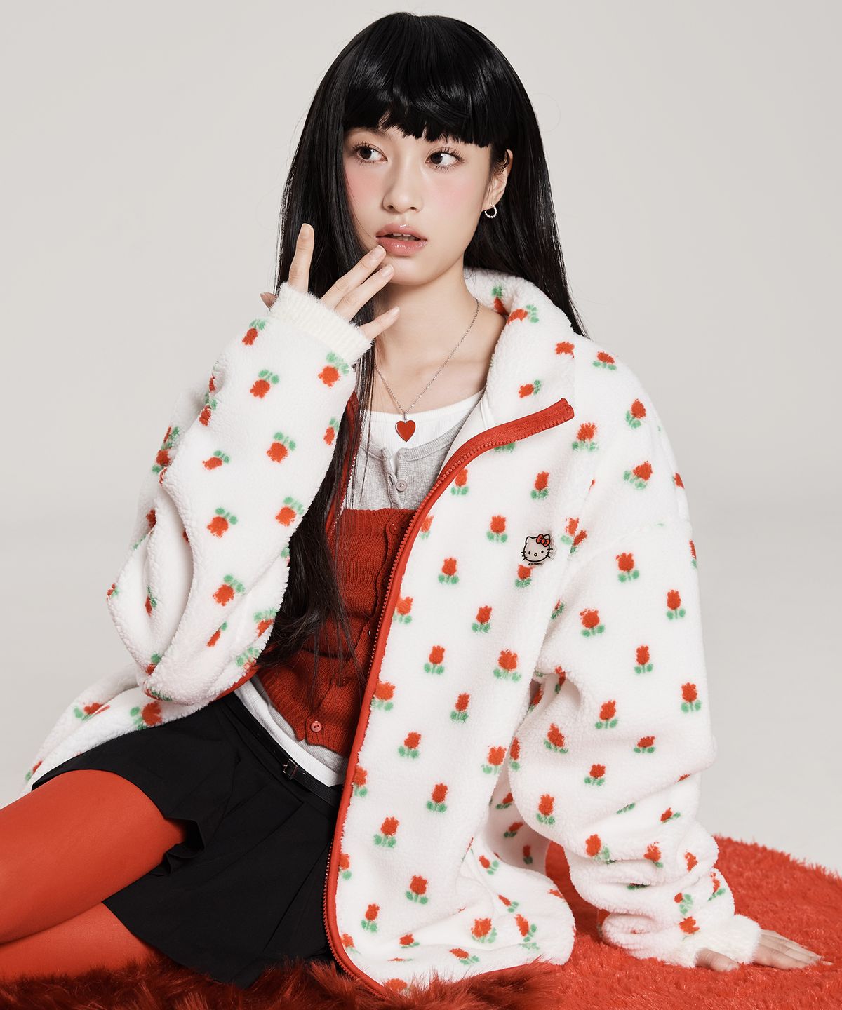스파오(SPAO) [산리오캐릭터즈] 덤블 플리스(WHITE)_SPFZF4VU01