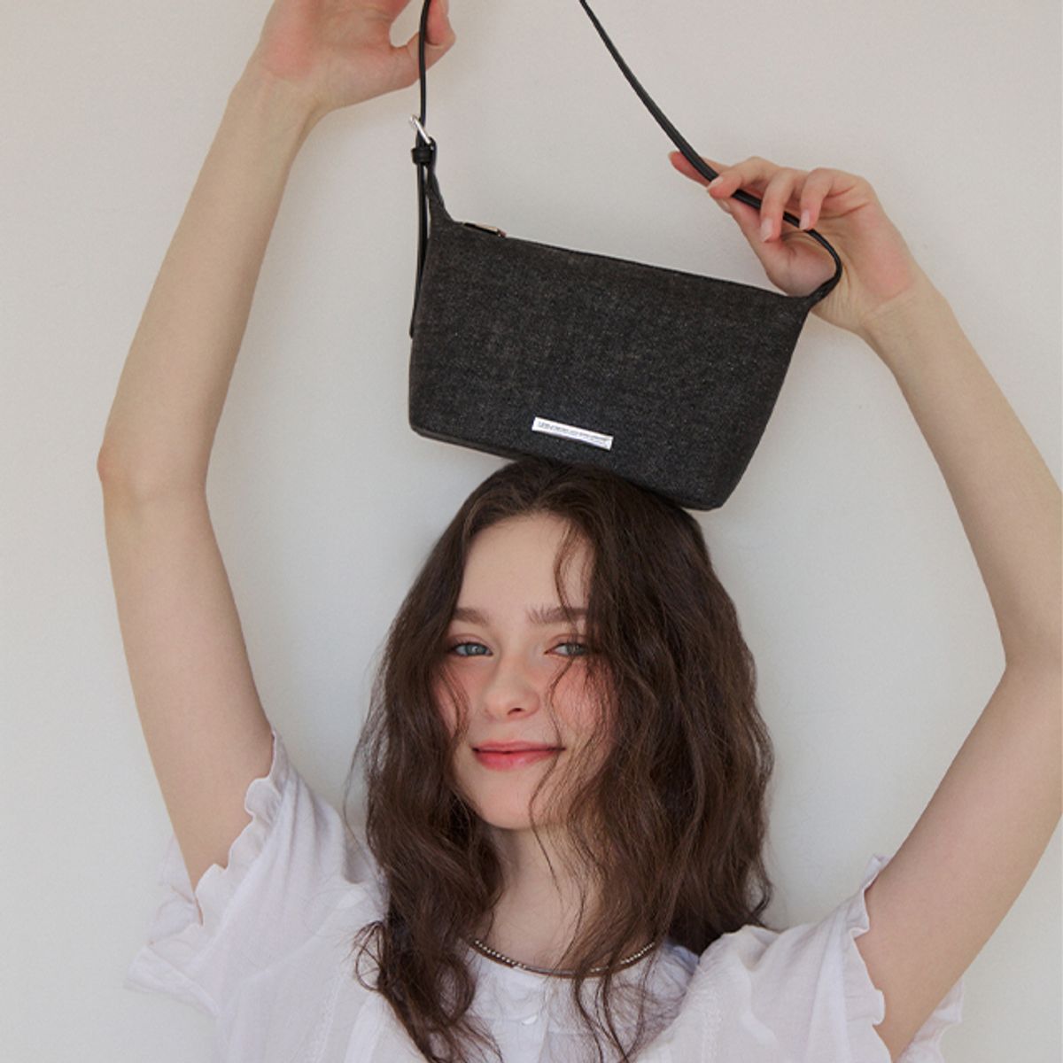 랩(LAP) SIMPLE DENIM SHOULDER BAG AR7AB423