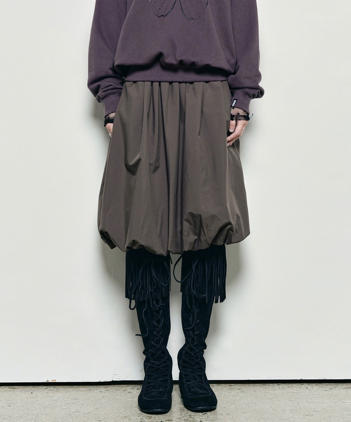 닉앤니콜(NICK&NICOLE) BUTTERFLY VOLUME BALLOON SKIRT_CHARCOAL